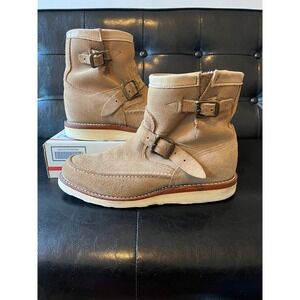 Chippewa 97875 Mens Tan Suede Moc Toe Engineer Boots Vibram Sole USA Made 9E